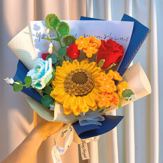 手作鉤織花束 | 暖陽向日葵、香甜草莓花、永恆勿忘我、酒紅杯狀玫瑰、薄荷綠牡丹 |不過敏、永不凋謝,婚禮、母親節、居家佈置的獨特禮物