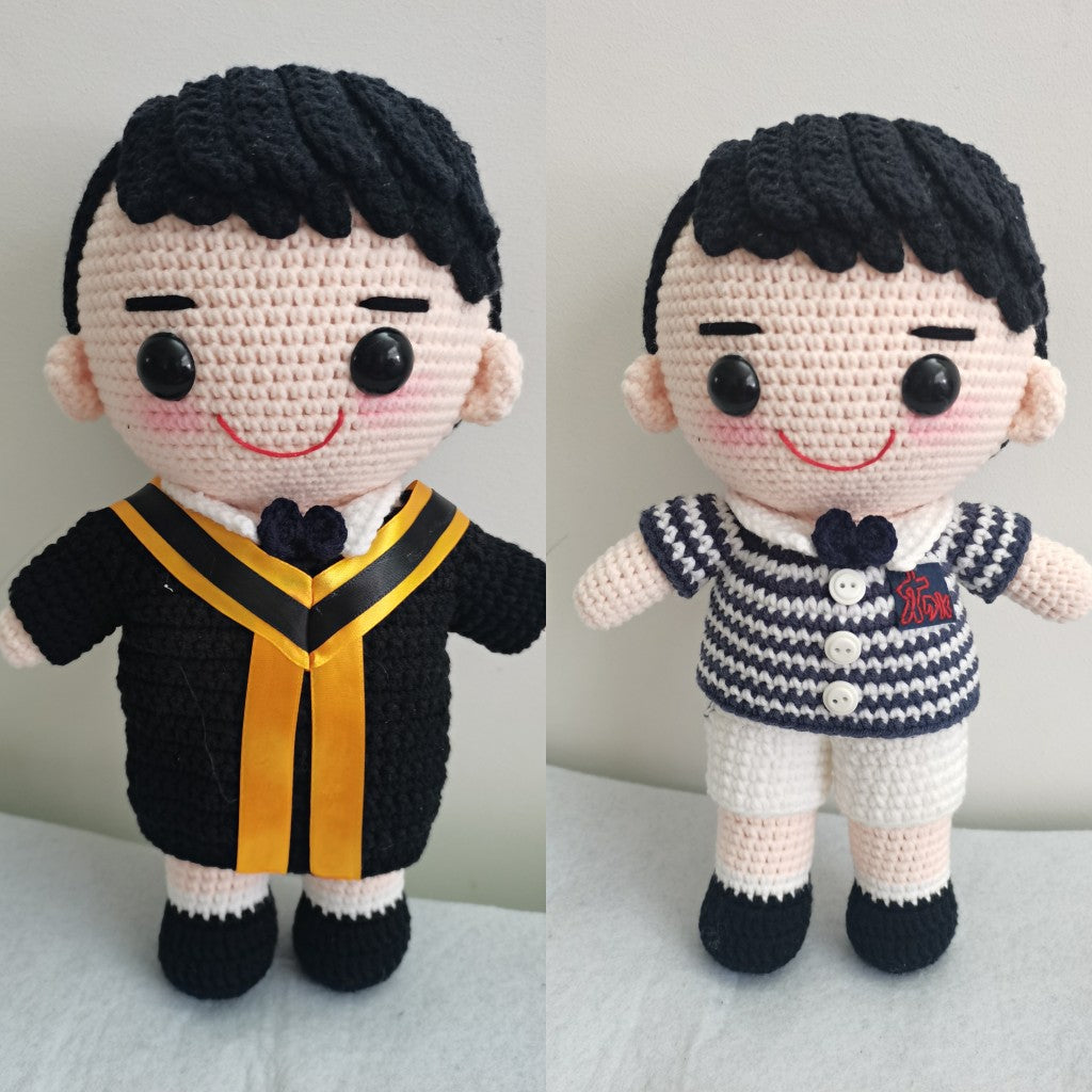 客製化手工鉤織娃娃(28cm)|專屬訂製男孩、女孩、寵物、畢業、情侶、婚禮娃娃|獨特紀念禮物:生日、週年、畢業、情人節