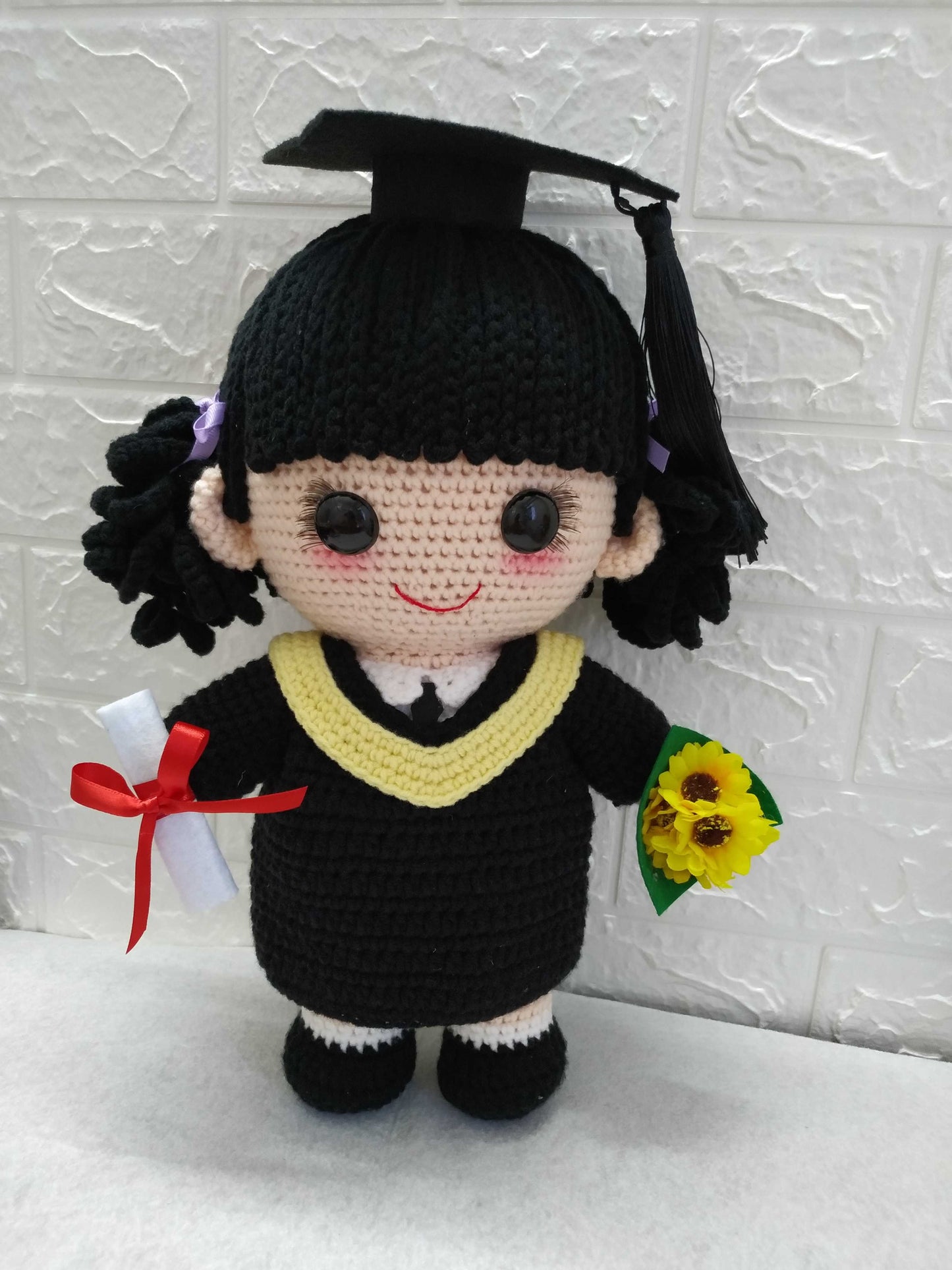 客製化手工鉤織娃娃(28cm)|專屬訂製男孩、女孩、寵物、畢業、情侶、婚禮娃娃|獨特紀念禮物:生日、週年、畢業、情人節