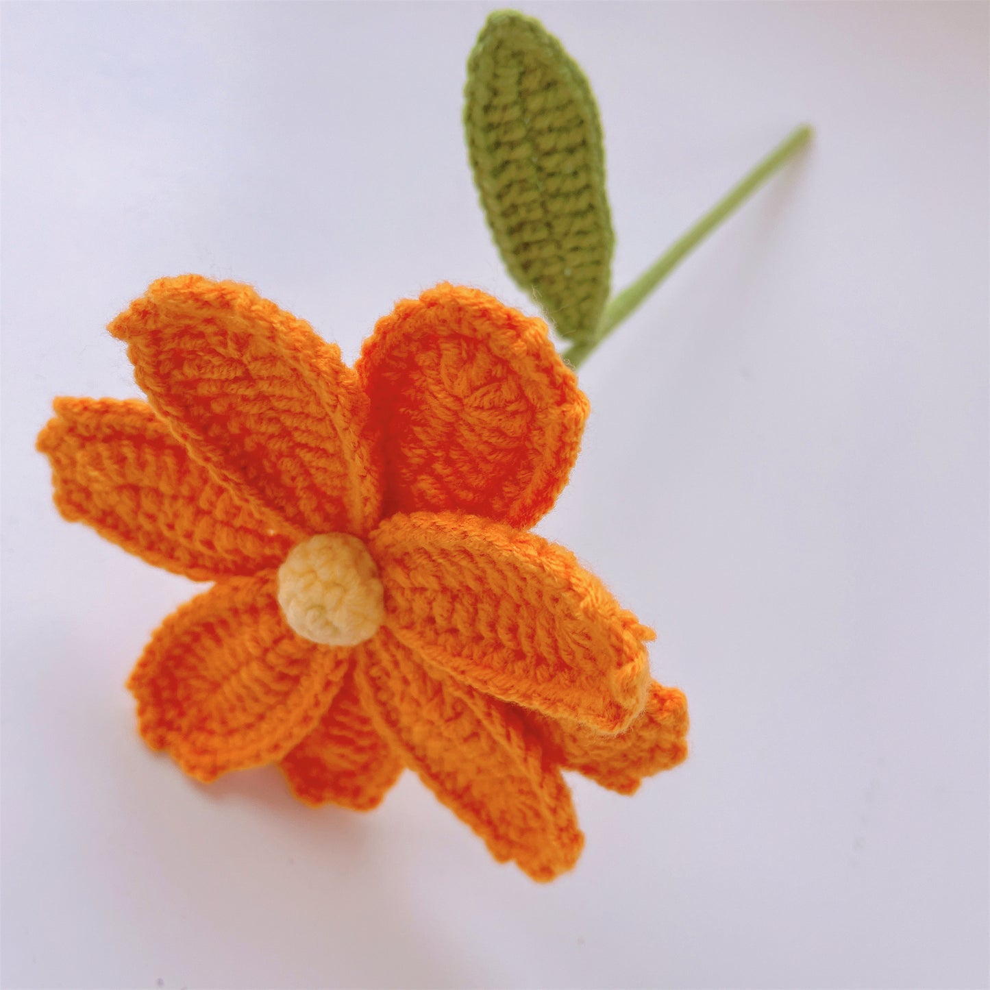 Handmade Crochet Cosmos Bipinnatus - Yarn Crafted, Home Decor, Gift Idea, Delicate and Charming, Symbolic Flower, Fall Decoration for Home