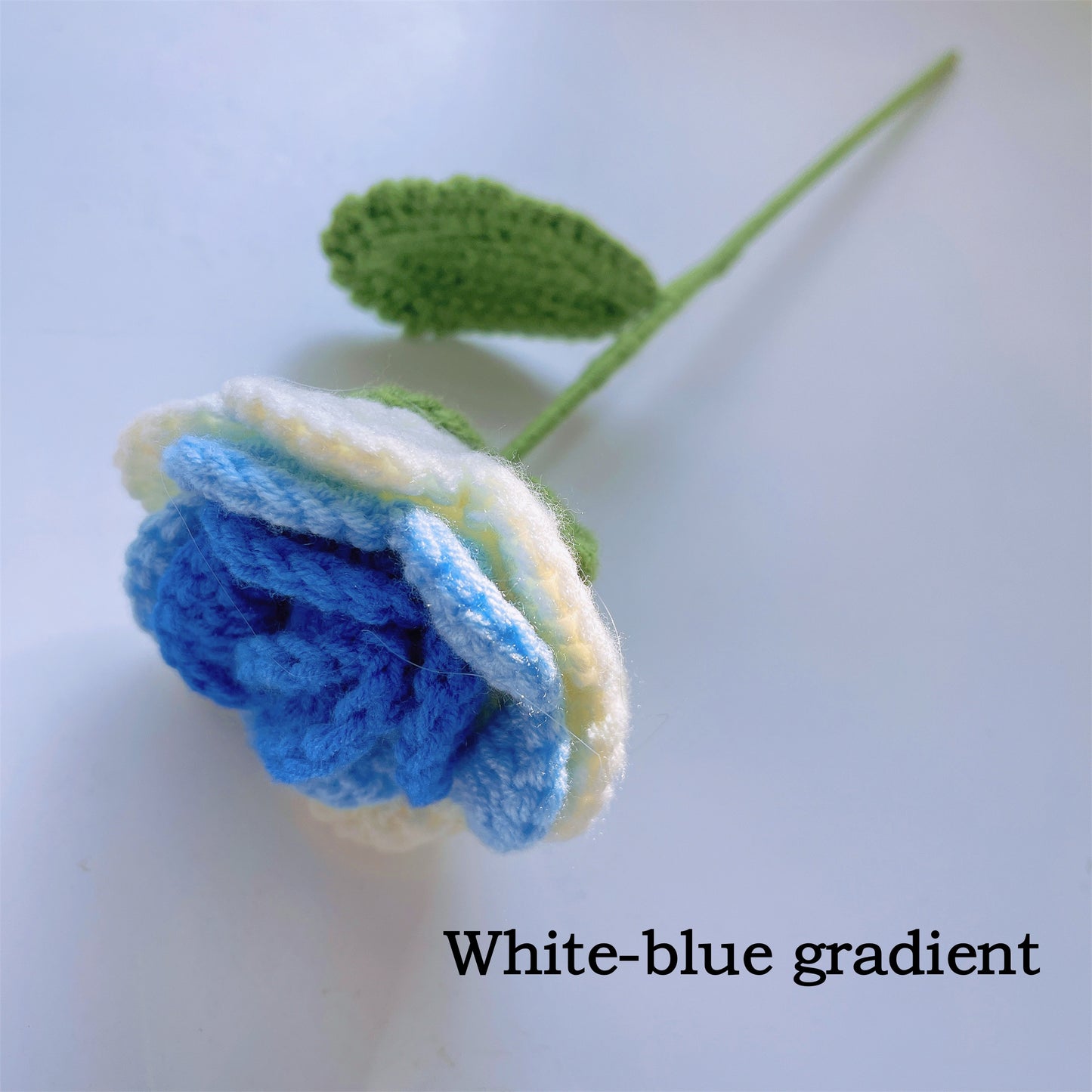 手工鉤織外翻玫瑰——毛線精製,家居裝飾,禮物首選,浪漫迷人,象徵之花,仿真花卉,情人節佳選