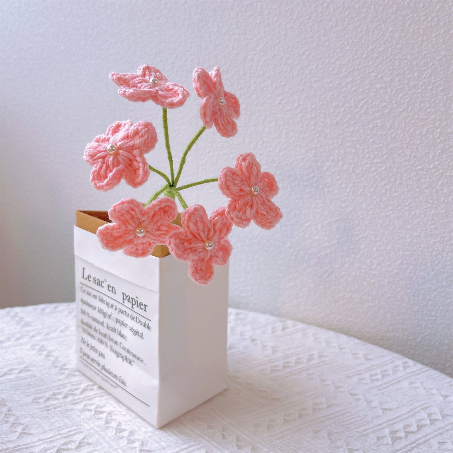 手工鉤針編織花束(含玫瑰、百合、尤加利葉、鬱金香、勿忘我)