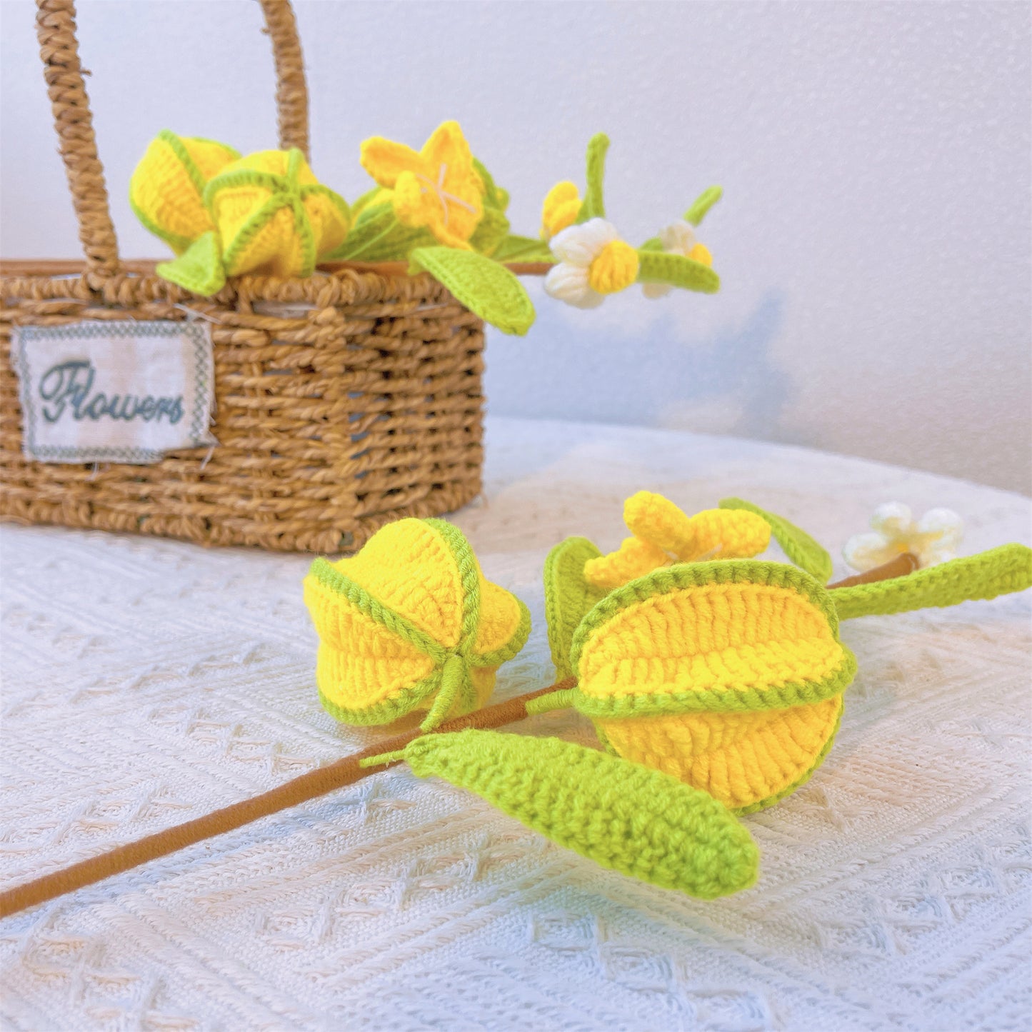 Shining Starburst: Handcrafted Crochet Star Fruit Stake for a Playful Garden Decor