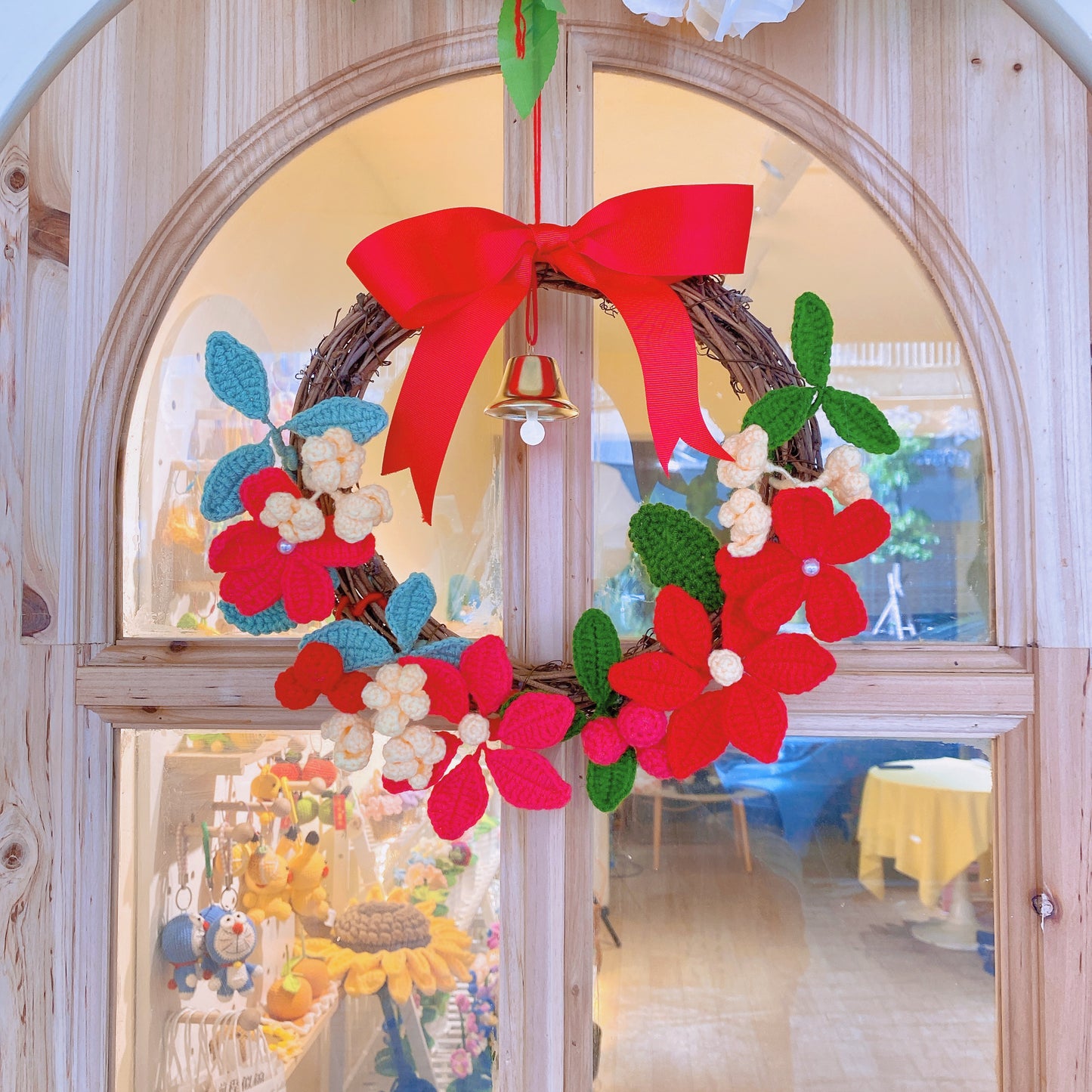 節慶風鉤針編織聖誕紅(Poinsettia)花環飾繩——聖誕裝飾之門飾、聖誕餐桌中心裝飾