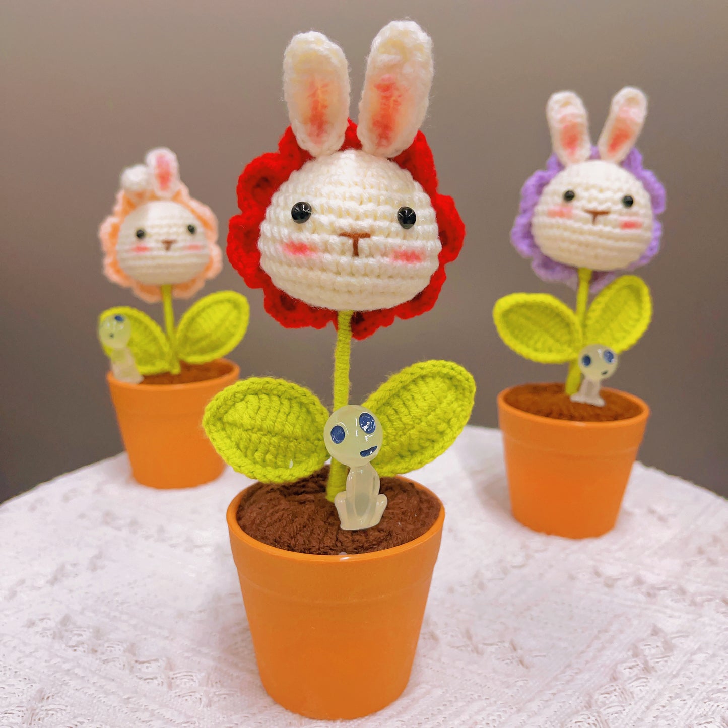 Handmade Crochet Bunny Head Plant - Cute Animal Planter - Adorable Home Decor - Perfect Gift for Kids and Animal Lovers - Handcrafted