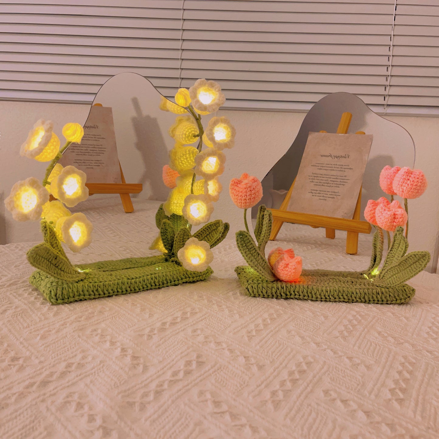 Blossom Reflections: Handcrafted Crochet Mirror Décor for Makeup, Gifts, Girls, Mother's Day Dressing Mirror Dormitory Gift for Her Valentines New Year College