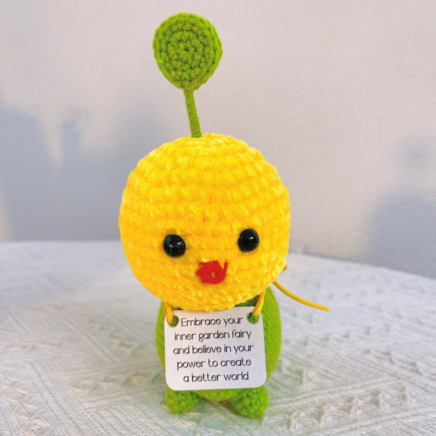 迷人環保小狗:手工絨鉤毛絨玩偶,啟發綠色未來