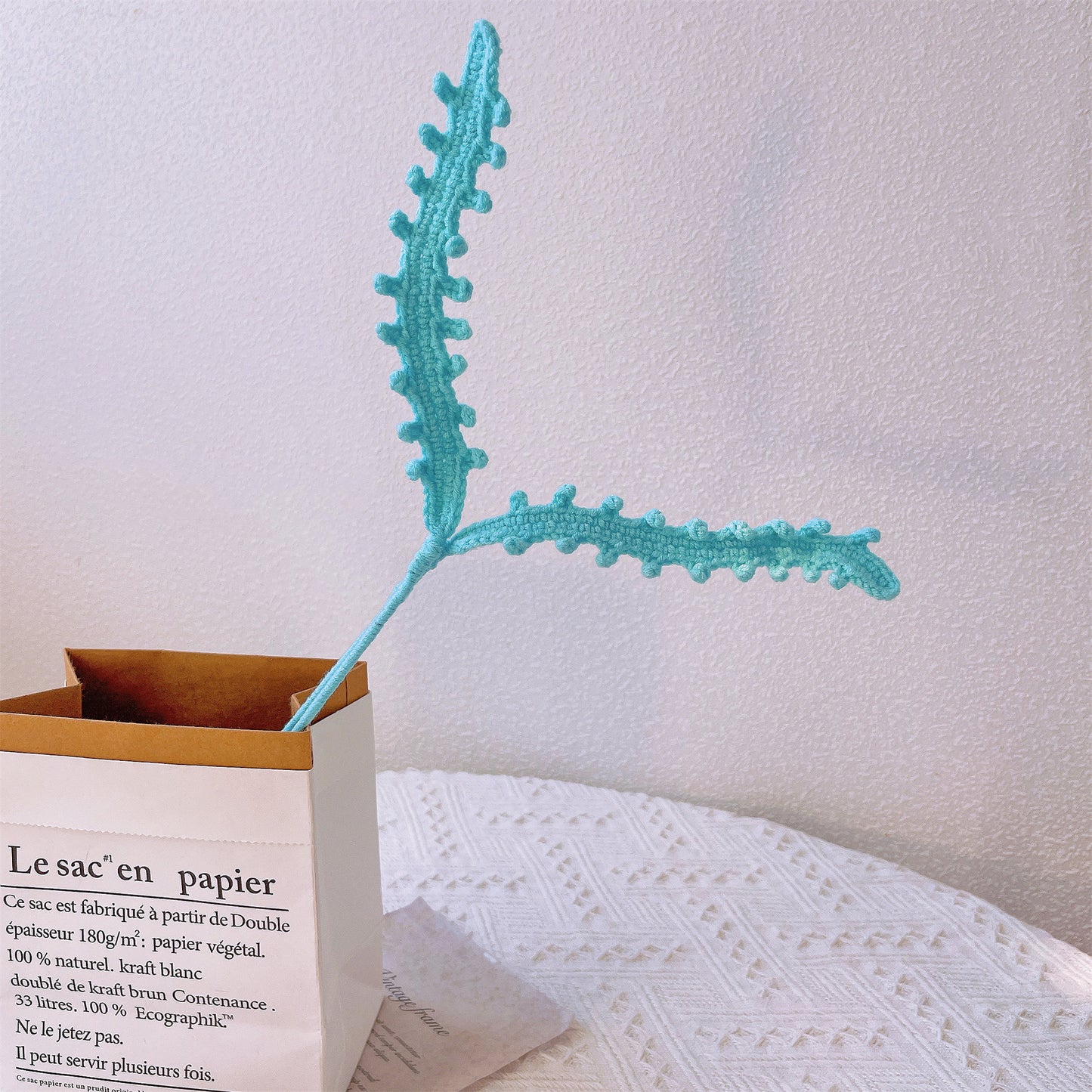 手工刺繡蕨葉綠籬花插