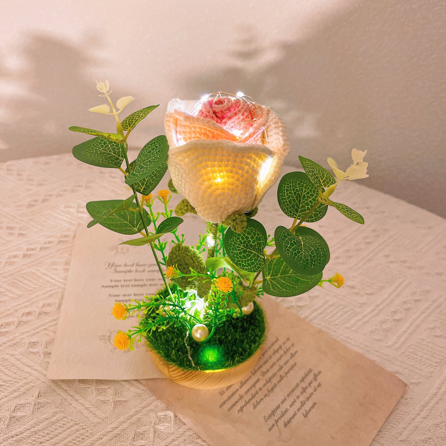 手編み「お花が灯す、温もり」ナイトライト|ひまわり・バラ|癒しのギフト・プレゼント 花粉症対策・アレルギー対応