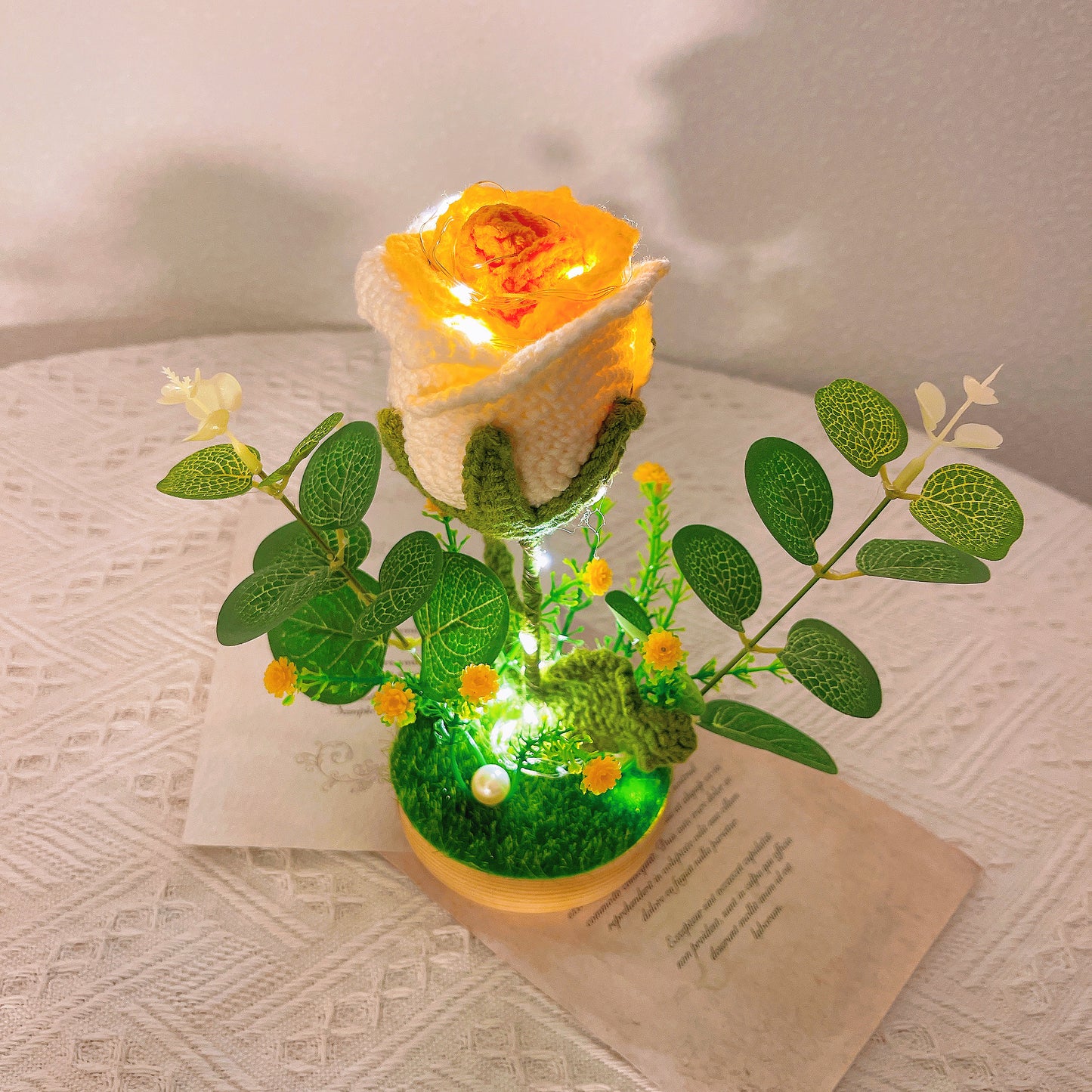 手編み「お花が灯す、温もり」ナイトライト|ひまわり・バラ|癒しのギフト・プレゼント 花粉症対策・アレルギー対応