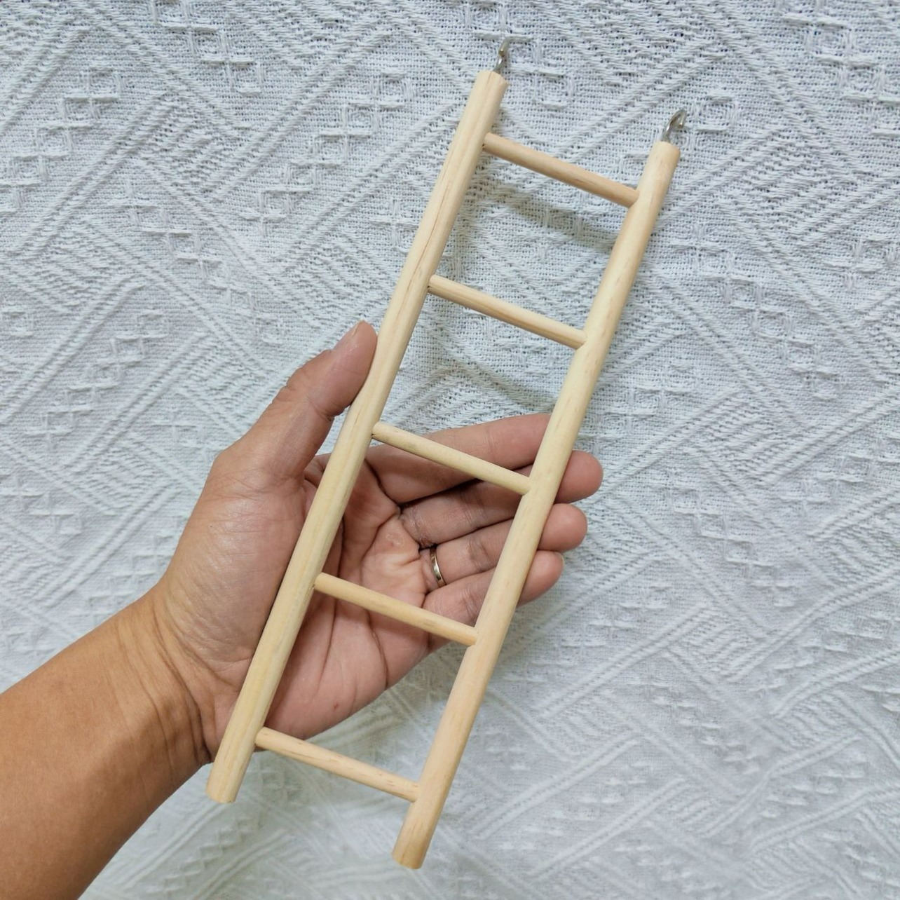 Wooden Perch Ladder Toy for Parrots - Climbing and Entertainment for Birds - 2 Hooks for Easy Cage Attachment Parakeet/Budgie, Cockatiel, Finch, Lovebird, Monk Parakeet, Dove, Parrotlet, Sparrow