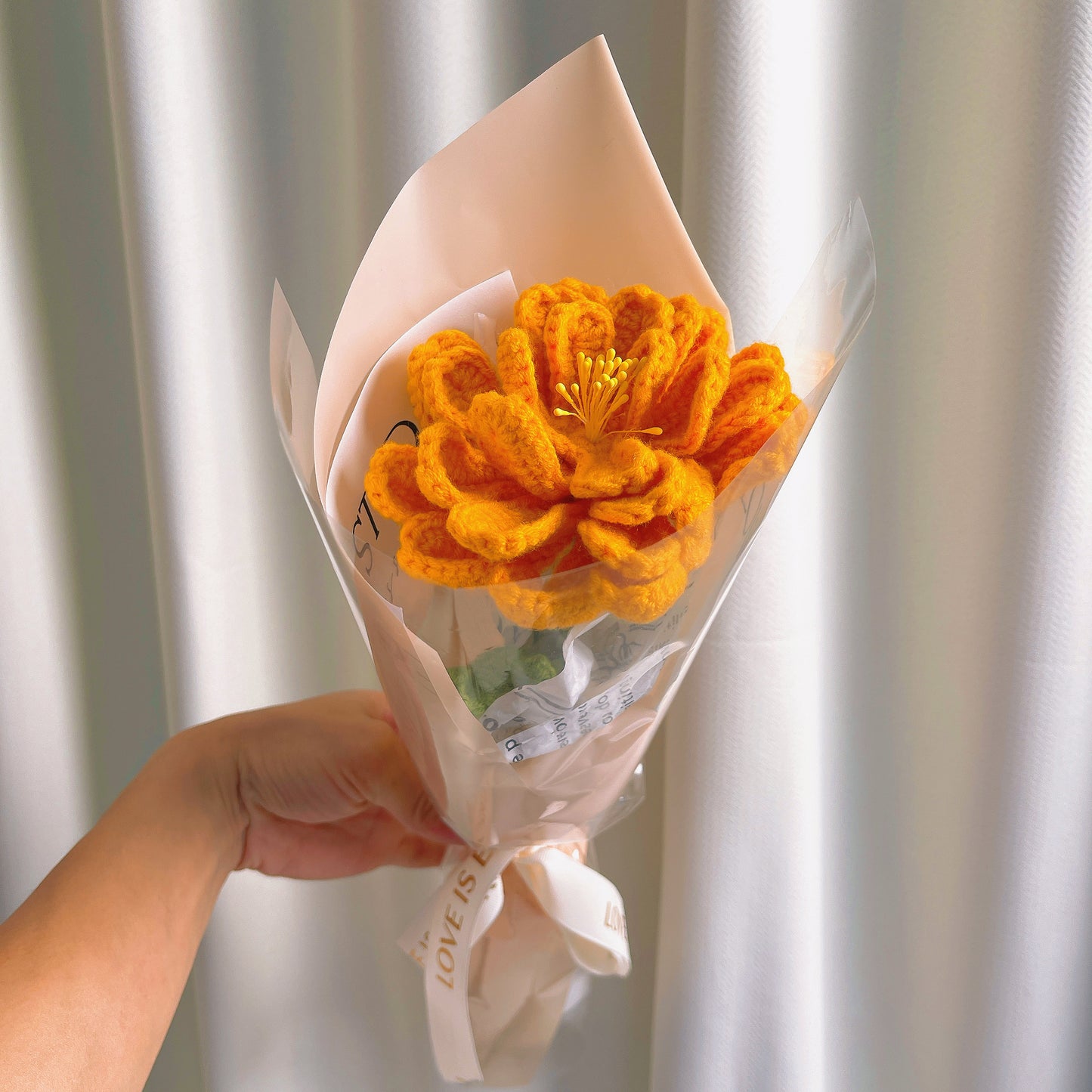 10月誕生花 萬壽菊花束 - 手鉤單枝生日花禮(附節慶包裝)