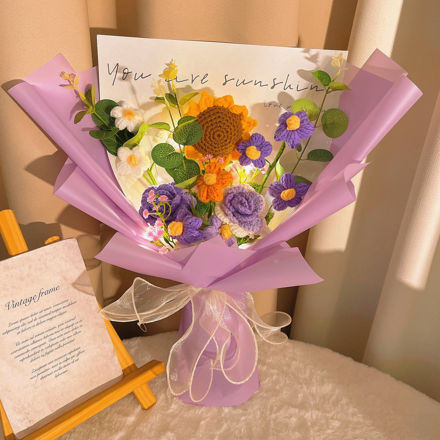 手工鉤織夏季薰衣草花束 - 紫色調、向日葵、玫瑰色澤、薰衣草色、奶油色與鮮豔點綴