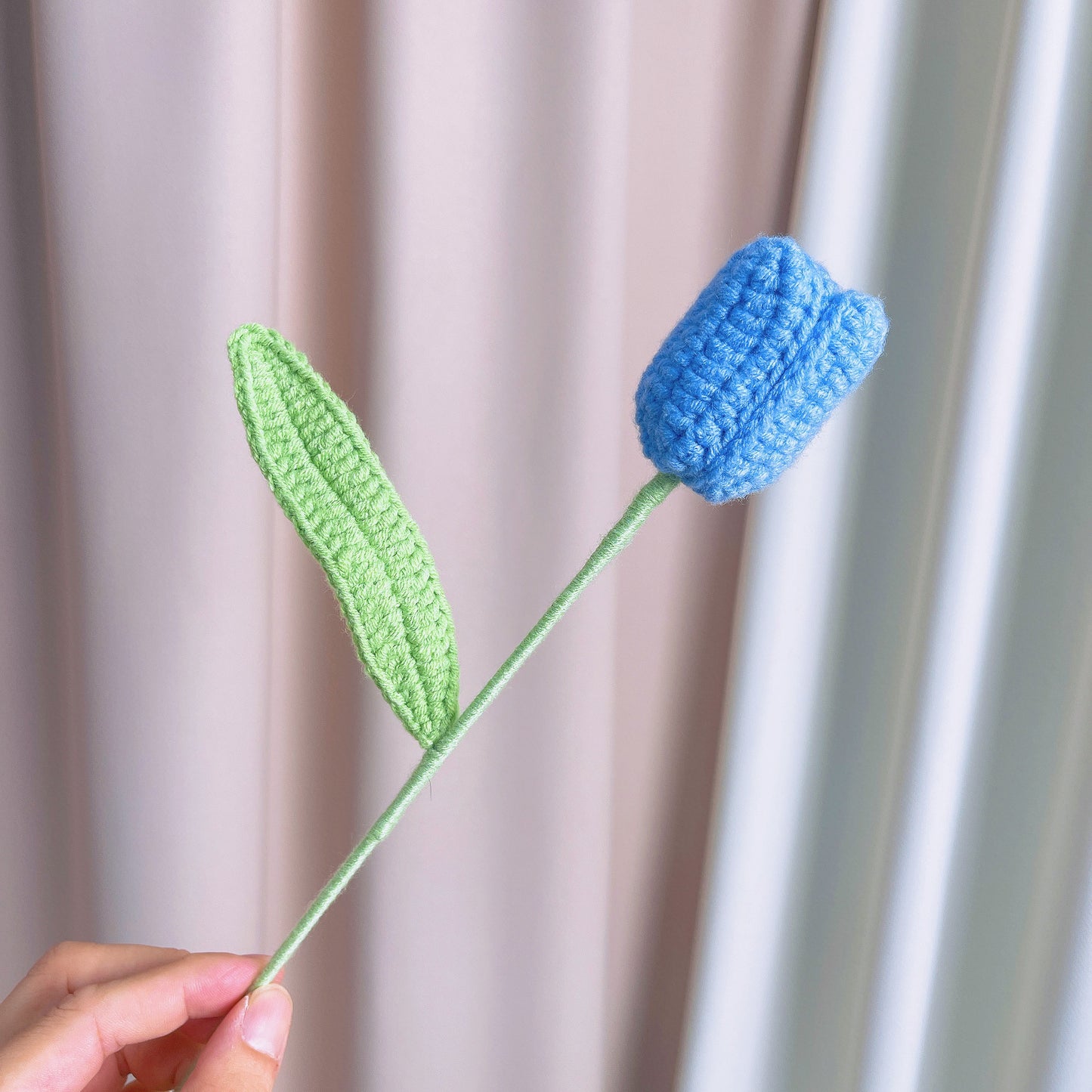Bouquet di Fiori all'Uncinetto Fatto a Mano Tema Gatto Robot - Regalo Ipoallergenico – Bouquet Personalizzabile Anime Giapponese per Compleanni e Lauree