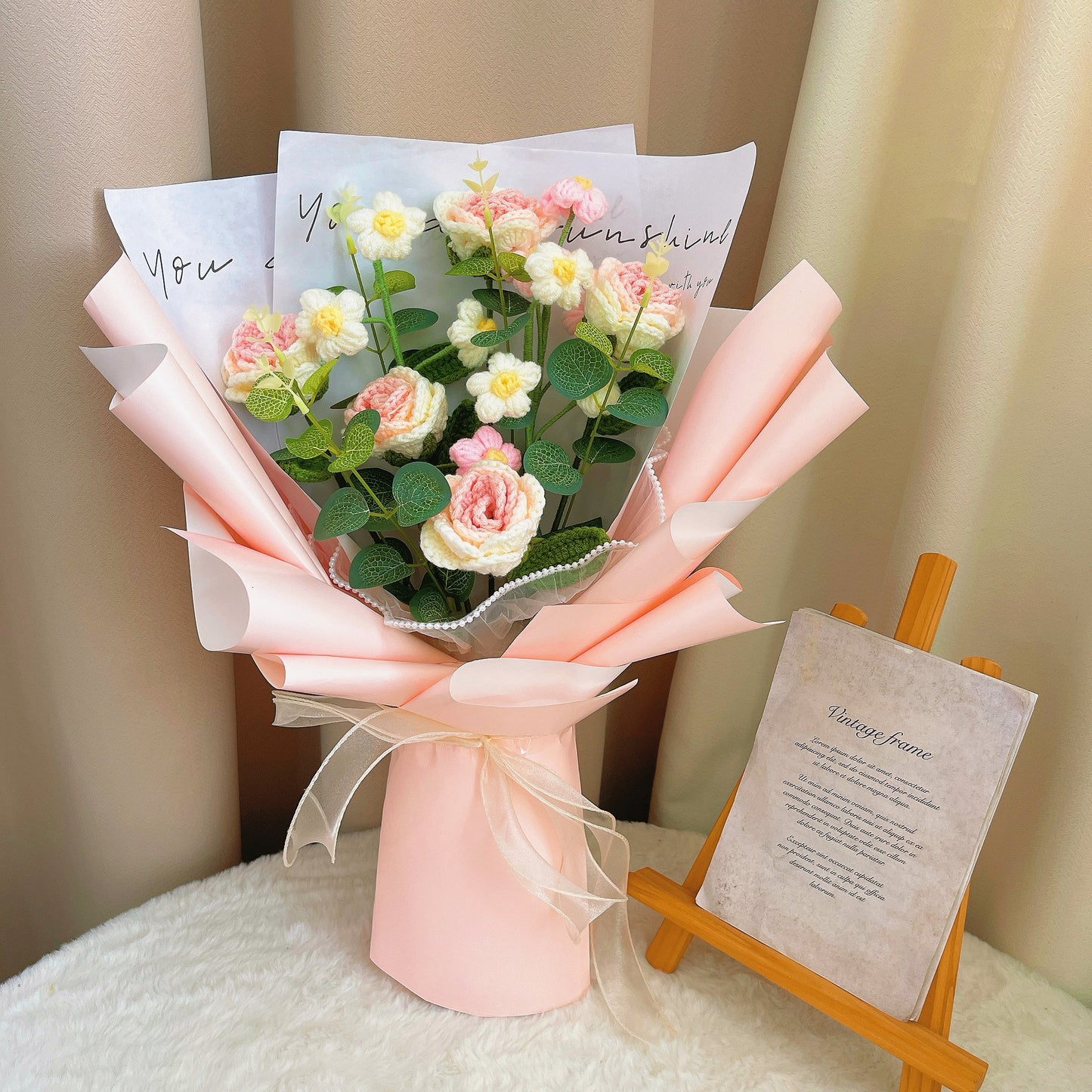 愛之花瓣:粉紅手工鉤針玫瑰花束——情人節、母親節等節日的奢華禮物