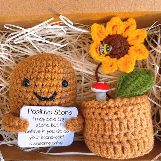 (Cita Personalizada) Piedra Zen Positiva Hecha a Mano con Ganchillo, con Florero de Papa y Flores Tejidas Resolución de Año Nuevo: Manténgase Fuerte