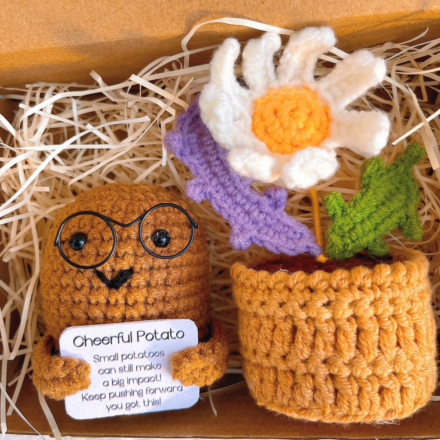手工製作的歡樂馬鈴薯桌面公仔(附客製化卡片),搭配迷你園藝盆栽植物——完美適用於家居裝飾、禮物贈送、激勵人心及特殊場合