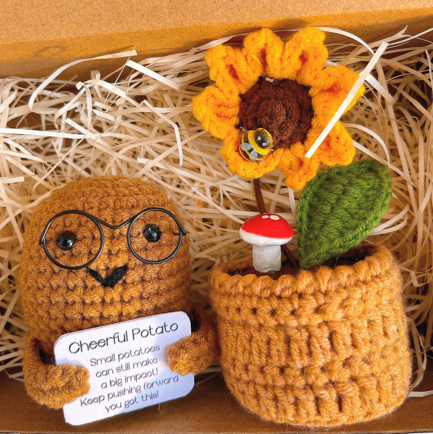 手工製作的歡樂馬鈴薯桌面公仔(附客製化卡片),搭配迷你園藝盆栽植物——完美適用於家居裝飾、禮物贈送、激勵人心及特殊場合