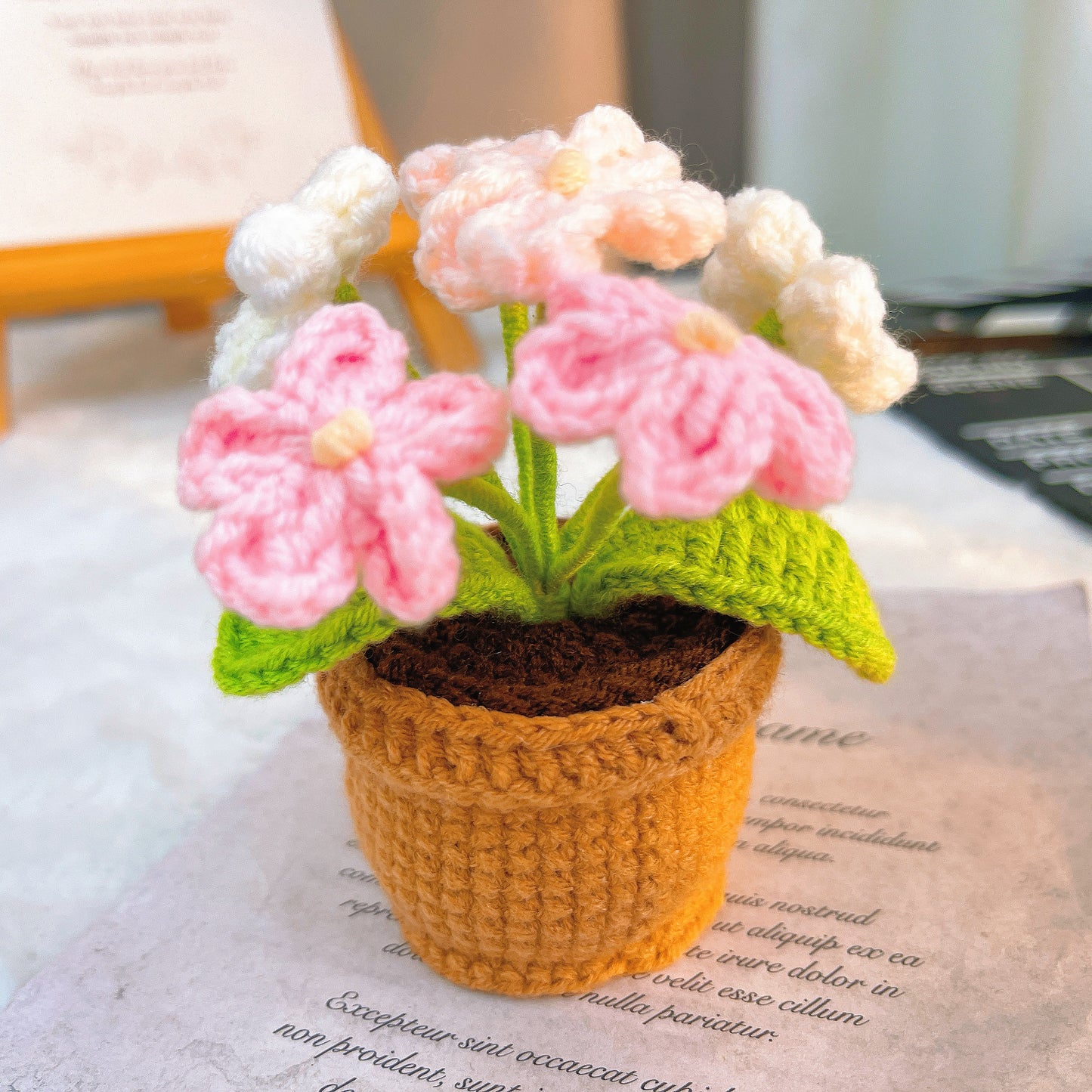 手作りかぎ針編み 「思い出色の忘れな草」手編みプランター|グラデーションカラー|枯れないお花|記念日・誕生日ギフト 永遠の贈り物 花粉症対策・アレルギー対応