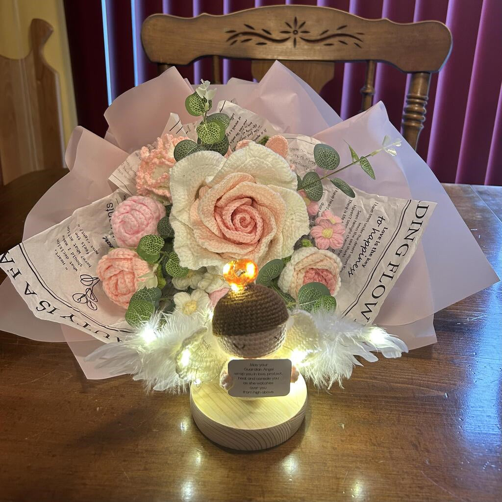 綻放華彩:手工鉤針編織粉色系列花束——以毛線與優雅織就奢華織錦,打造難忘情人節時光——玫瑰、鬱金香、圓球花、康乃馨