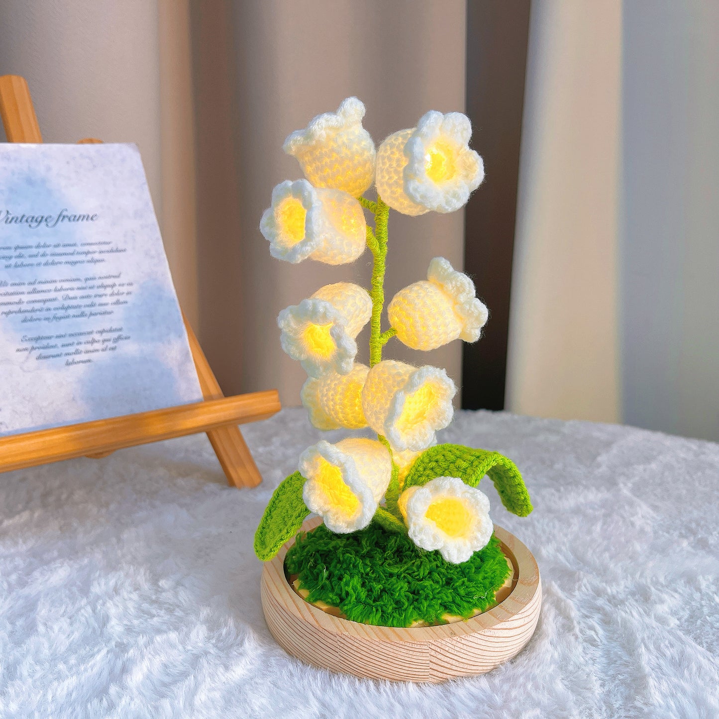 瑩潤鈴蘭:手工鉤織吊燈配玻璃燈罩