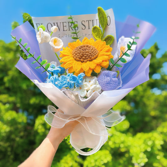 「崇敬與優雅」花束——向日葵、鈴蘭、鬱金香、勿忘我、尤加利葉|適合婚禮、週年慶、生日及家居裝飾的手工鉤針過敏友好禮物
