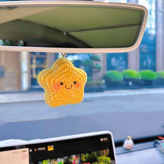 手工鉤針黃色星星車掛飾(附眼睛嘴巴)|後視鏡可愛裝飾|車用配件/節慶禮物首選