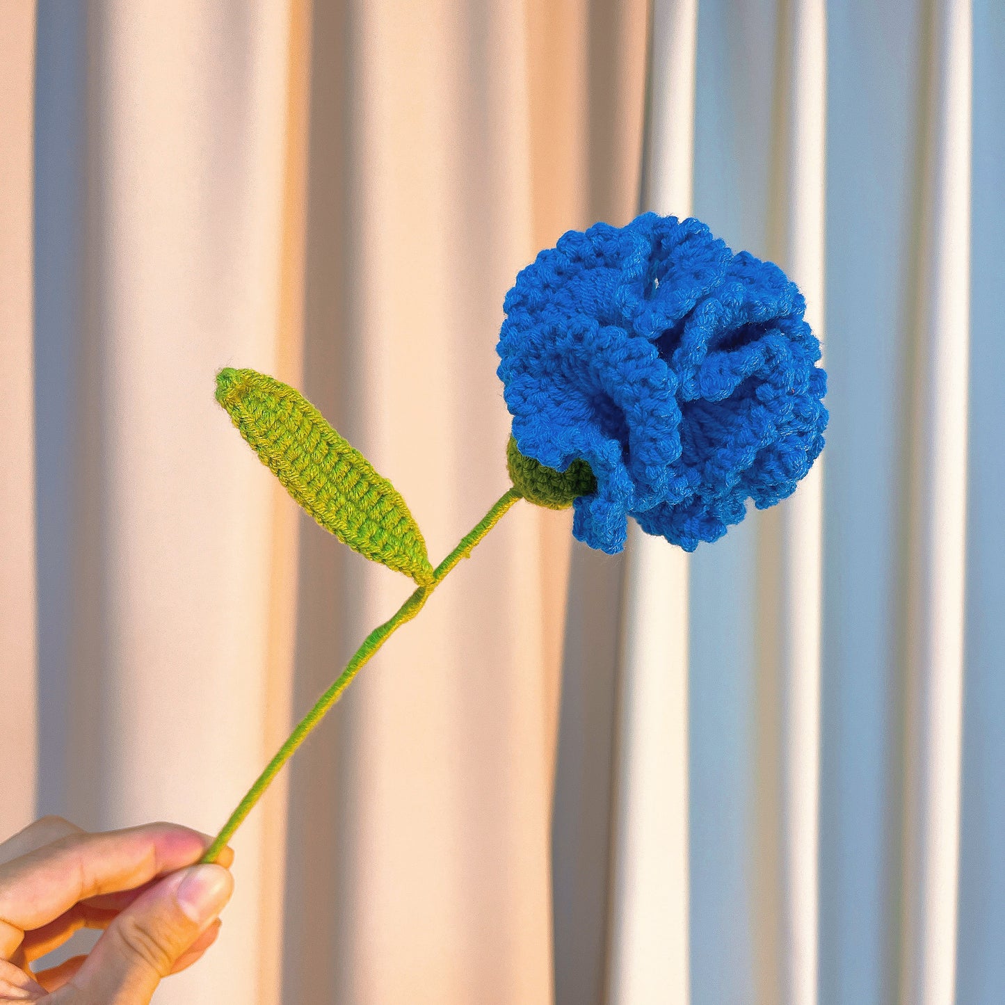 花屋系列手工藍色主題康乃馨鉤針花束-低過敏持久花藝畢業母親節禮物套裝