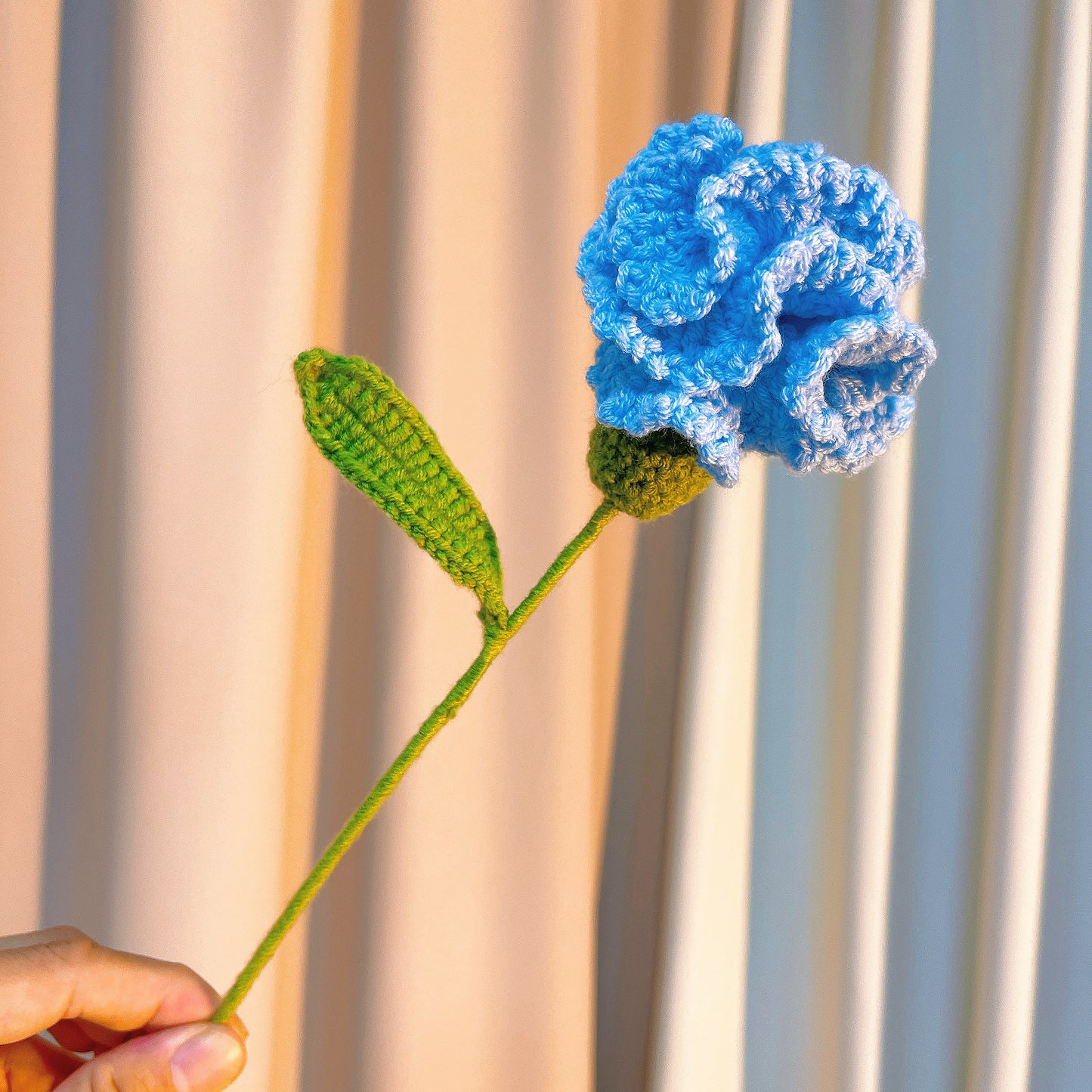 花屋系列手工藍色主題康乃馨鉤針花束-低過敏持久花藝畢業母親節禮物套裝