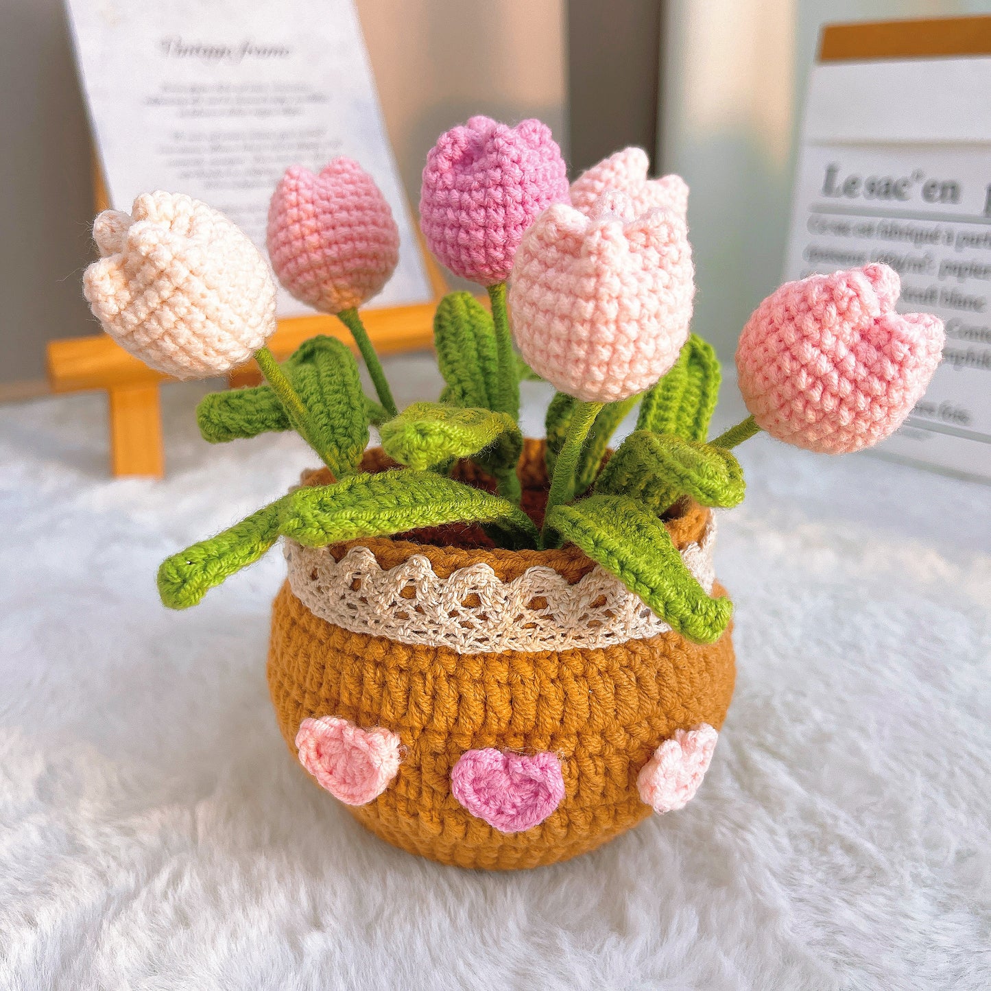 手工鉤針編織鬱金香花盆 - 低敏花卉家居裝飾 - 完美適合暖房派對、母親節及春季禮物