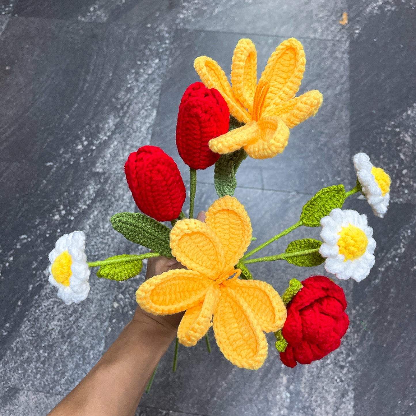 Yellow Red bouquet +MQ