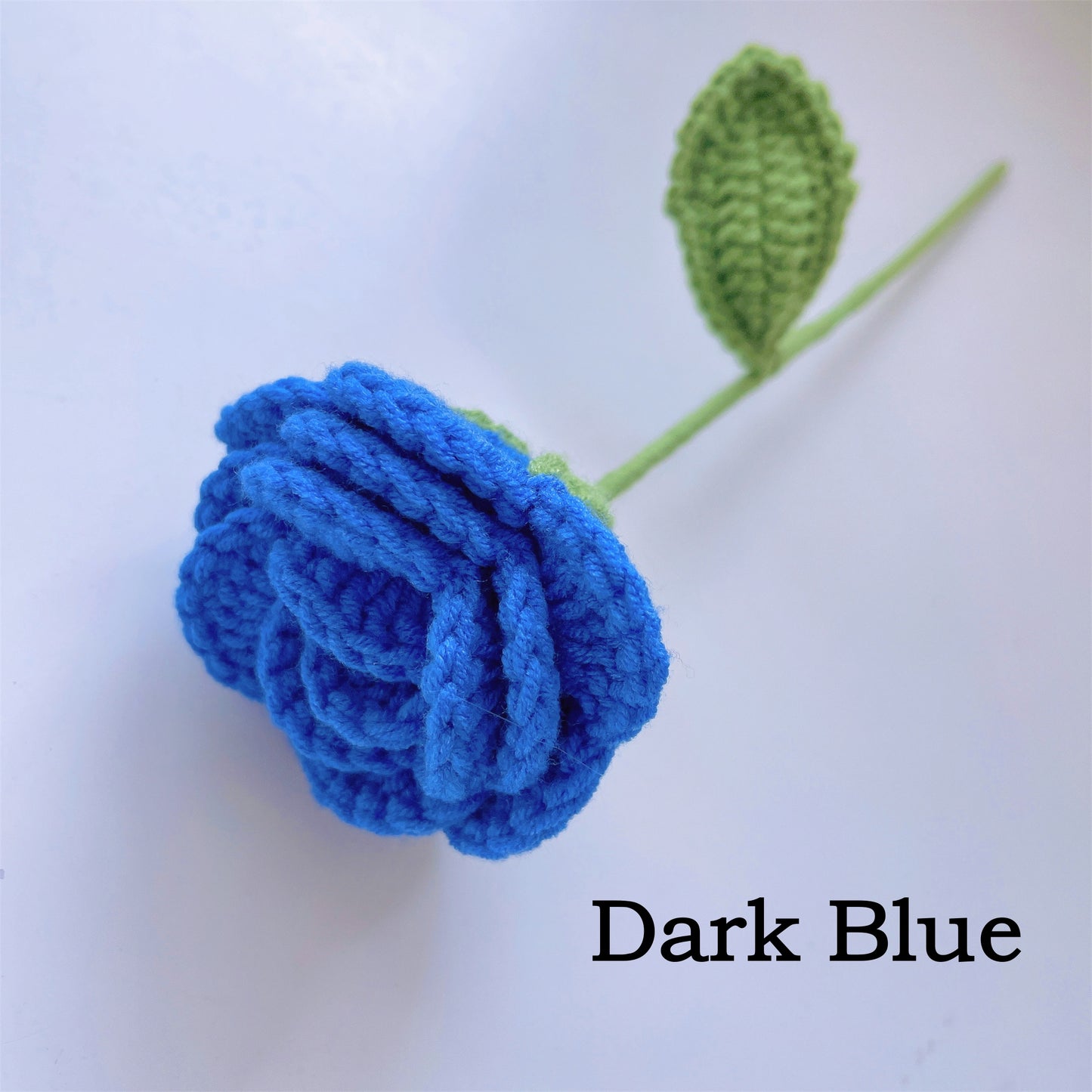 手工鉤織外翻玫瑰——毛線精製,家居裝飾,禮物首選,浪漫迷人,象徵之花,仿真花卉,情人節佳選