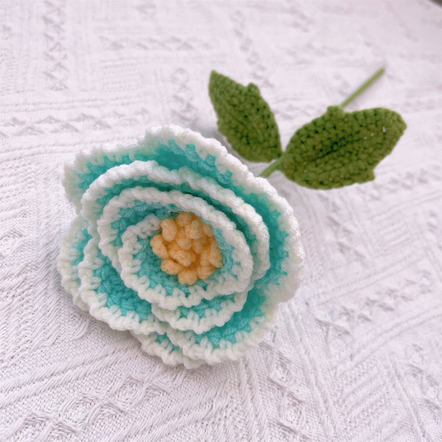 蒂芙尼藍手工鉤針編織花束——完美適用於婚禮、週年紀念、生日及各種特殊場合