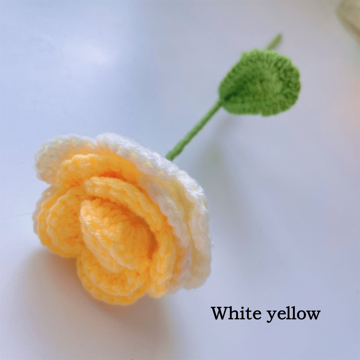 手工鉤織外翻玫瑰——毛線精製,家居裝飾,禮物首選,浪漫迷人,象徵之花,仿真花卉,情人節佳選