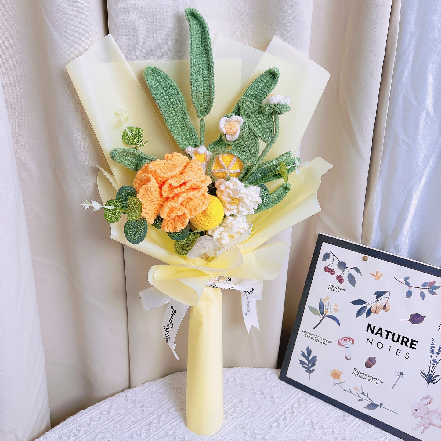 手工鉤針編織 檸檬香頌花束 - 檸檬、梔子花與康乃馨 純愛喜悅的象徵