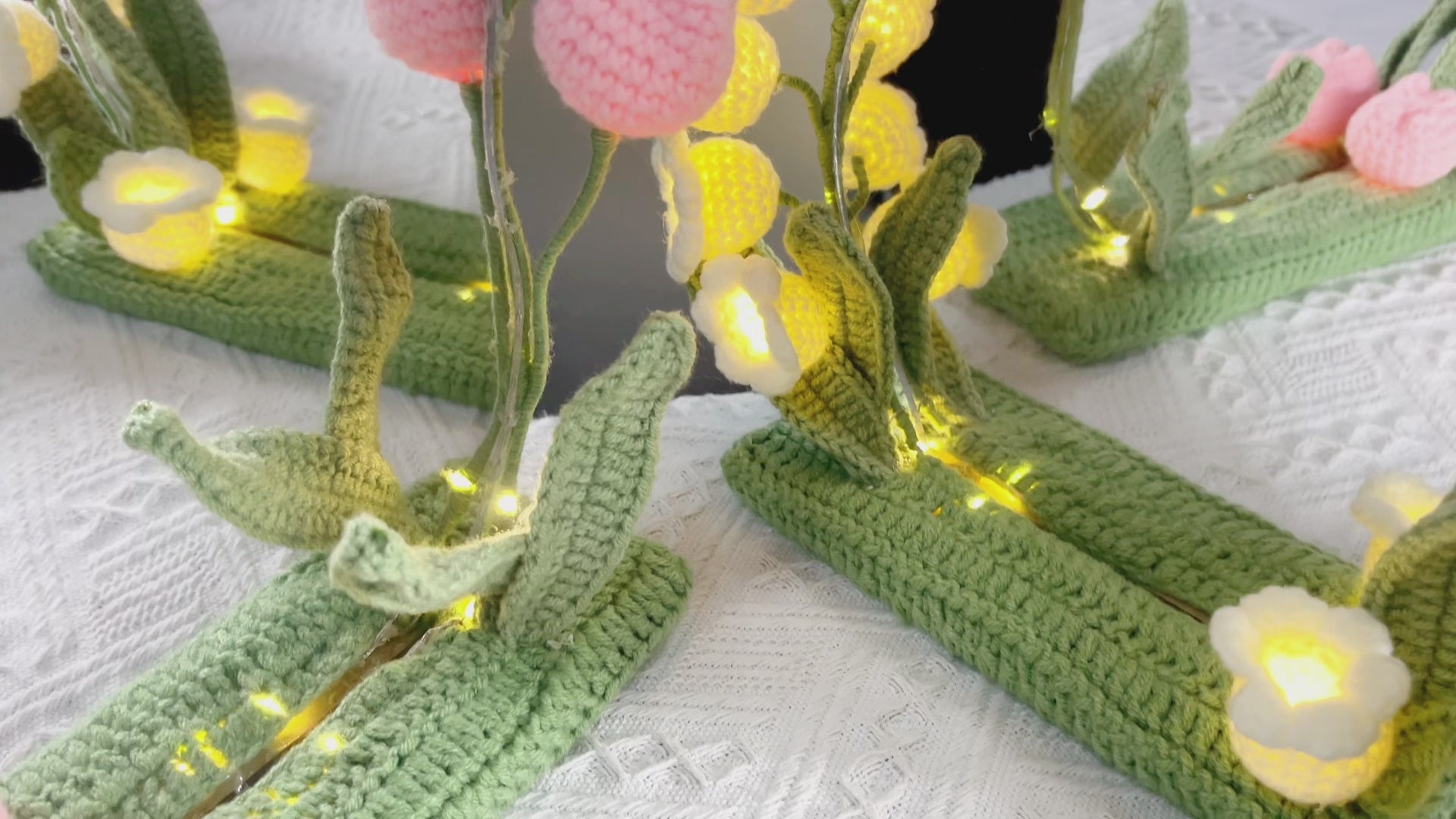 Blossom Reflections: Handcrafted Crochet Mirror Décor for Makeup, Gifts, Girls, Mother's Day Dressing Mirror Dormitory Gift for Her Valentines New Year College