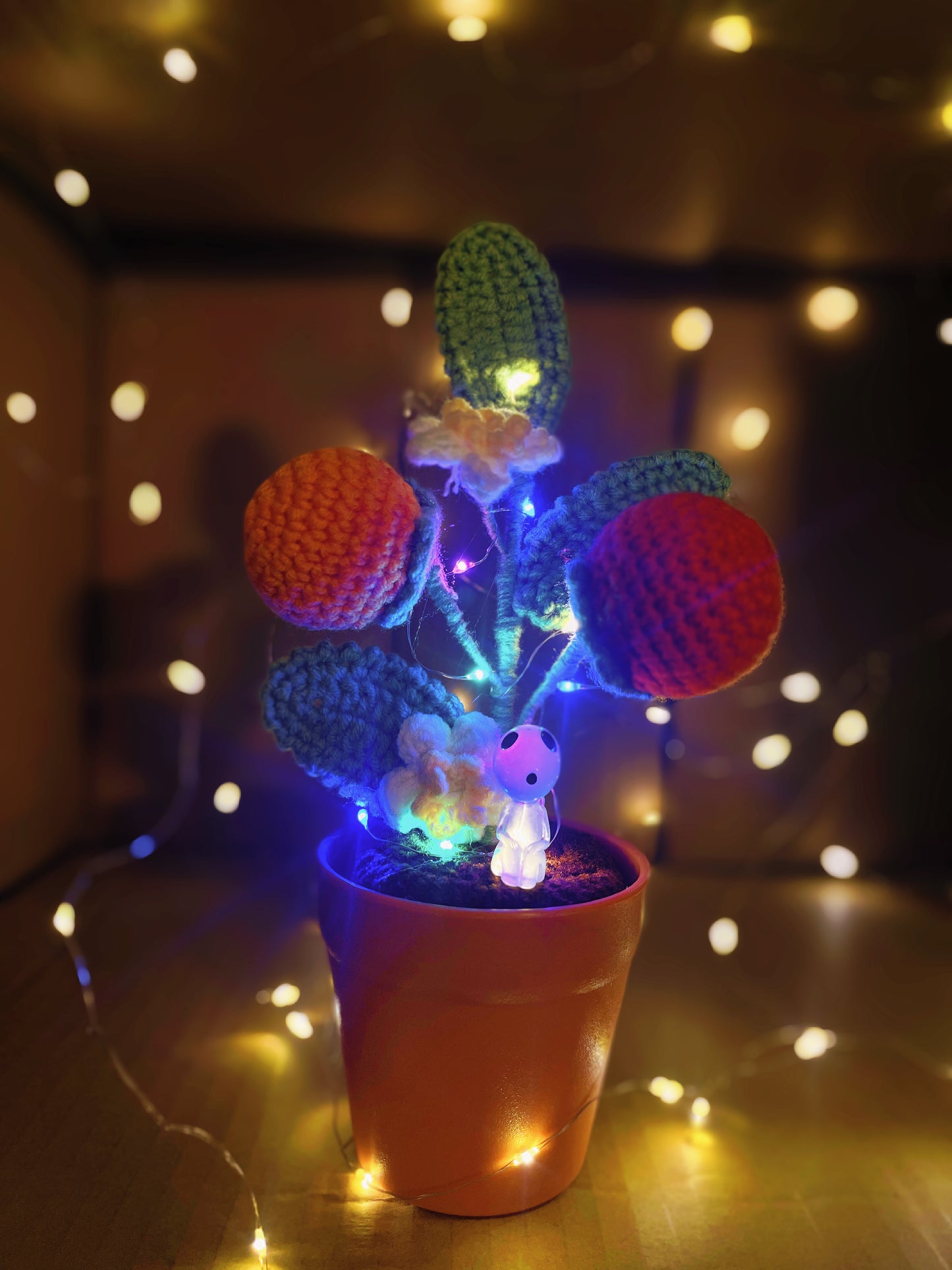 手工鉤針柿子盆栽 - 擬真果實造型 - 獨特居家裝飾 - 植物愛好者完美禮物 - 匠心手作工藝