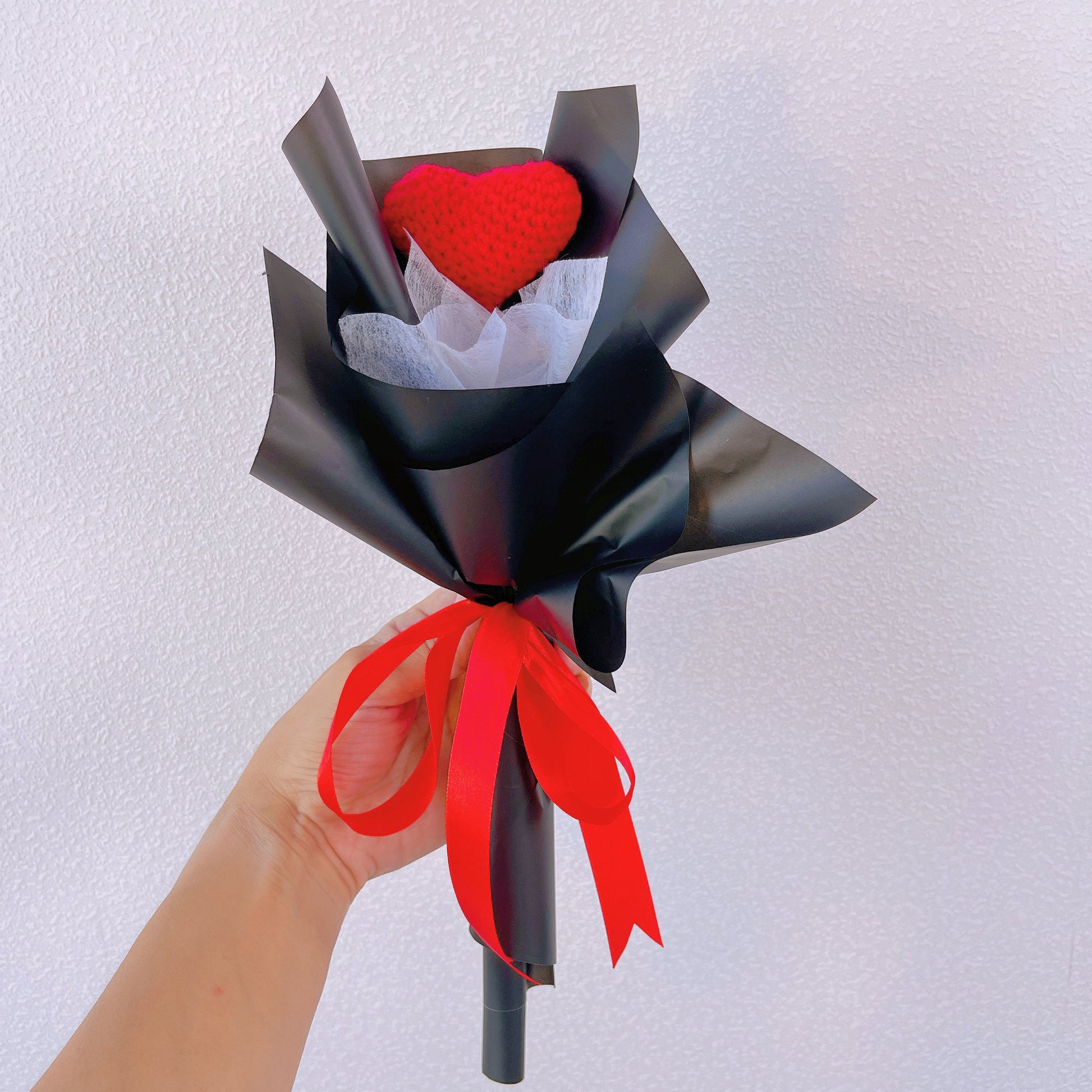 Handmade Crochet Heats Wrapped Bouquet - Valentine's Day Gift, Birthday Gifts for Girlfriend, Anniversary, Gift for Wife, Eternal Flower