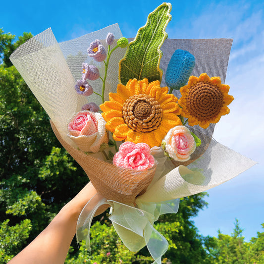 枯れない花のナチュラルブーケ｜ひまわり、ローズとスズランの手編み花束｜結婚祝い・母の日ギフトに｜インテリア 花粉症対策・アレルギー対応
