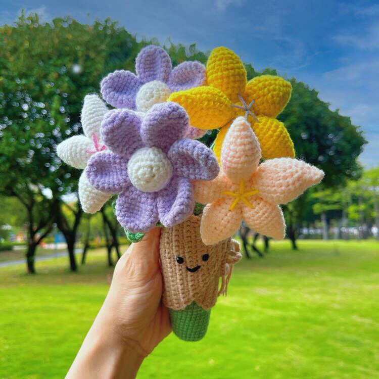 Crochet Colorful Uplifting Handheld Bouquet, Compatible with Our Flowers - Handmade Allergy-Friendly Happy Floral Arrangement - White, Yellow & Pink Flowers - Ideal for Birthdays, Jelly Theme Weddings & Special Events