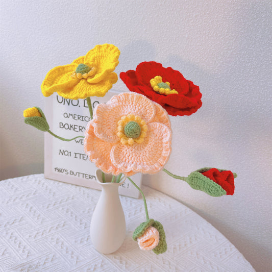 Fiori di Loto Sereni: Paletto Artigianale a Maglia con Fiori di Loto per una Decorazione da Giardino Calmante
