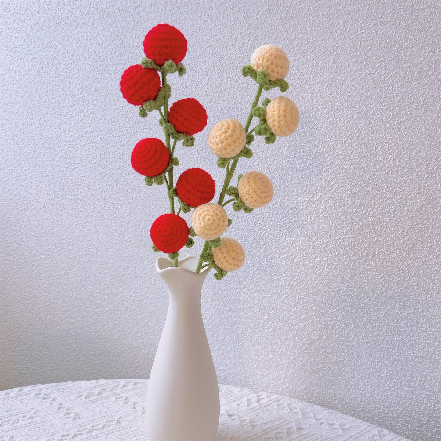 Fiori di Trellis di Pomodoro: Paletto Artigianale a Maglia con Fiori per Giardini di Vite Vibranti
