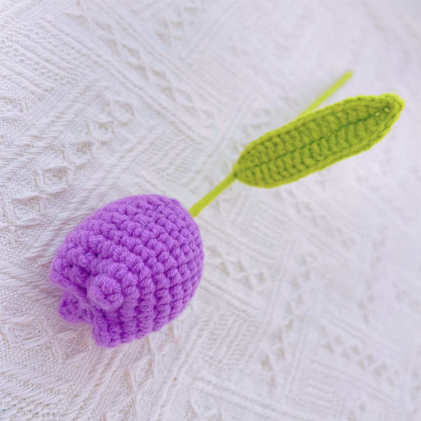Tulipano elegante e realistico a mano a maglia - Bella replica con gambo, Arredamento per la casa e regalo, Regali per l'ingresso in casa, Decorazione da scrivania