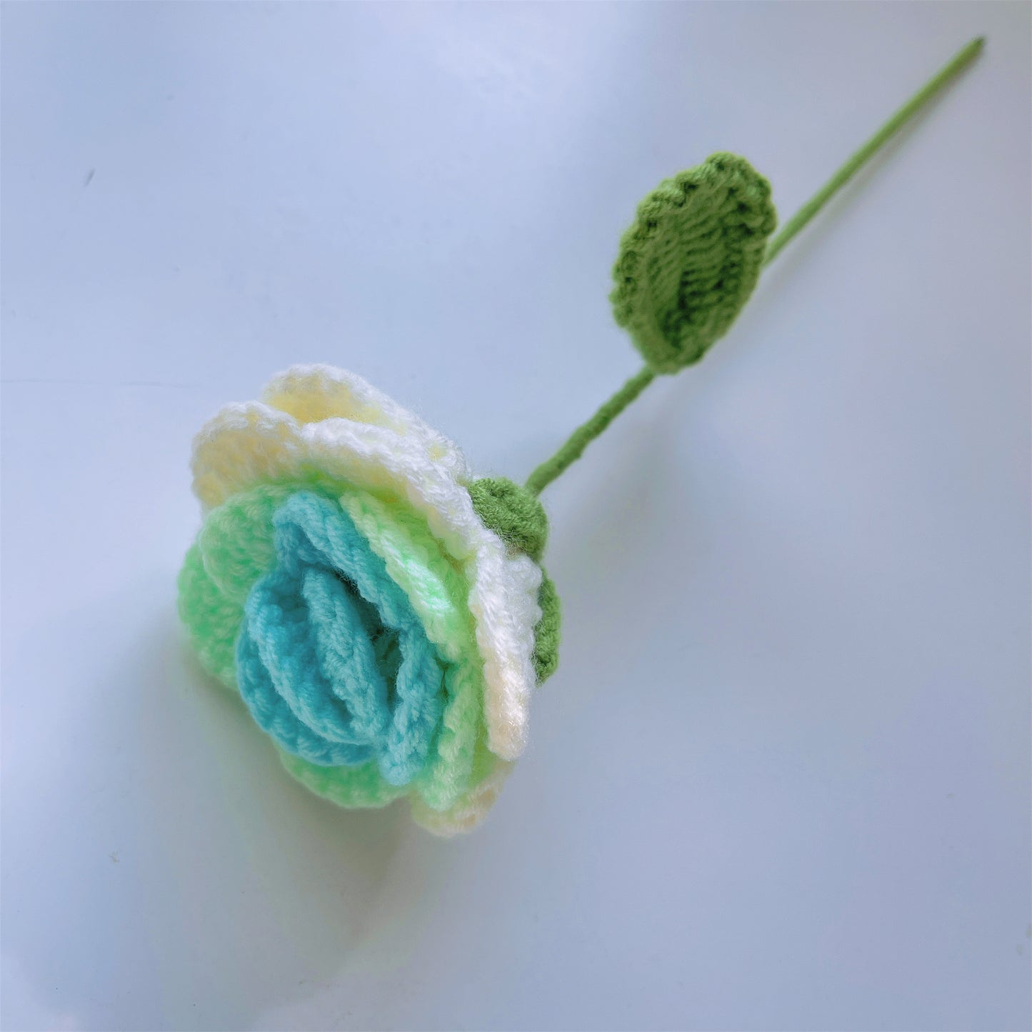 Ramo tejido a ganchillo de color azul Tiffany - Perfecto para bodas, aniversarios, cumpleaños y ocasiones especiales