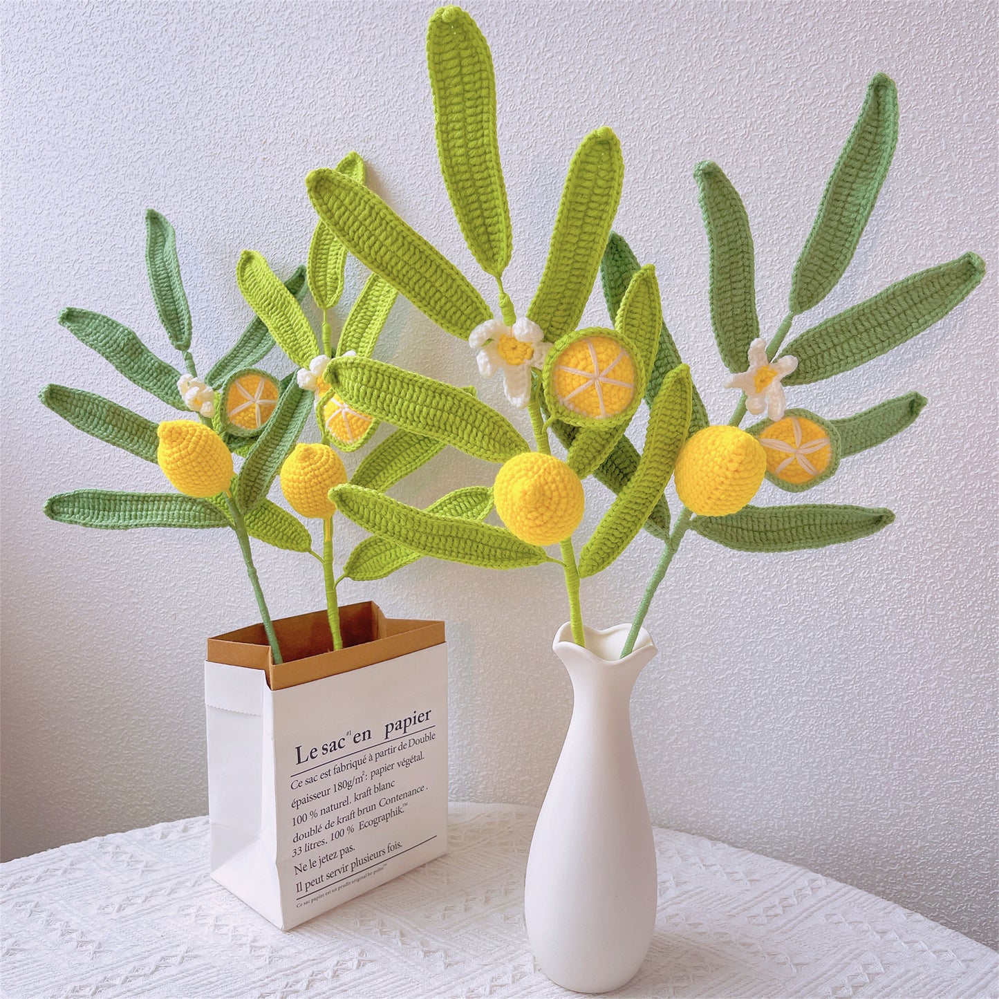 Freschezza di Limone: Foglia di Limone Artigianale a Maglia con Paletto a Forma di Limone per una Decorazione Rinfrescante del Giardino