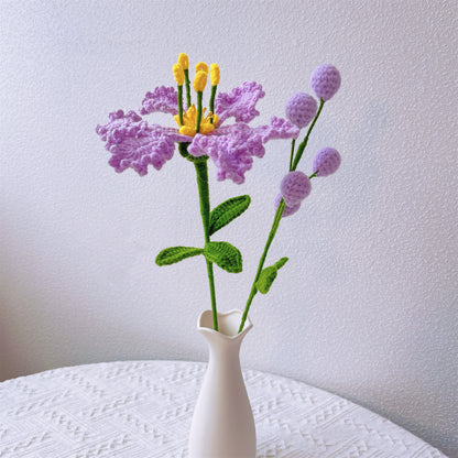 Encanto da Mirtilo-de-Crapa: Estaca de Flor de Mirtilo-de-Crapa Feita à Mão em Crochê para uma Decoração Colorida do Jardim