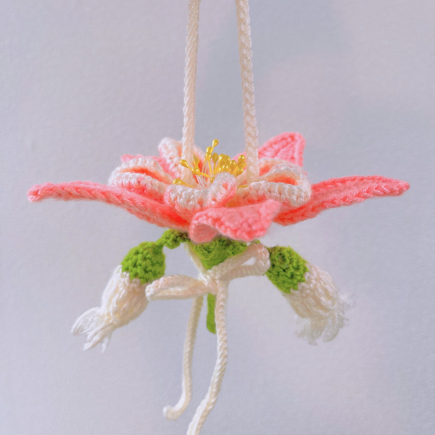 Ornamento appeso a maglia Colorado Blue Columbine