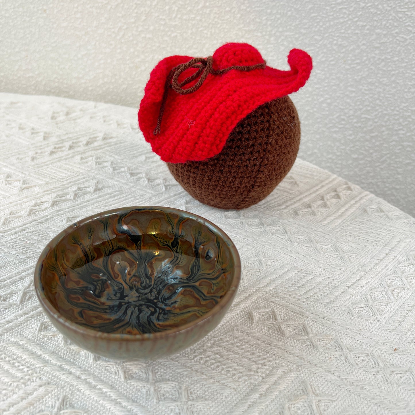 "Plushie di Vino da Figlia Tradizionale Cinese a Maglia, Gadget per Vino, Ispirato alla Cultura Cinese, Eredità Cinese, Regalo per il Vino"