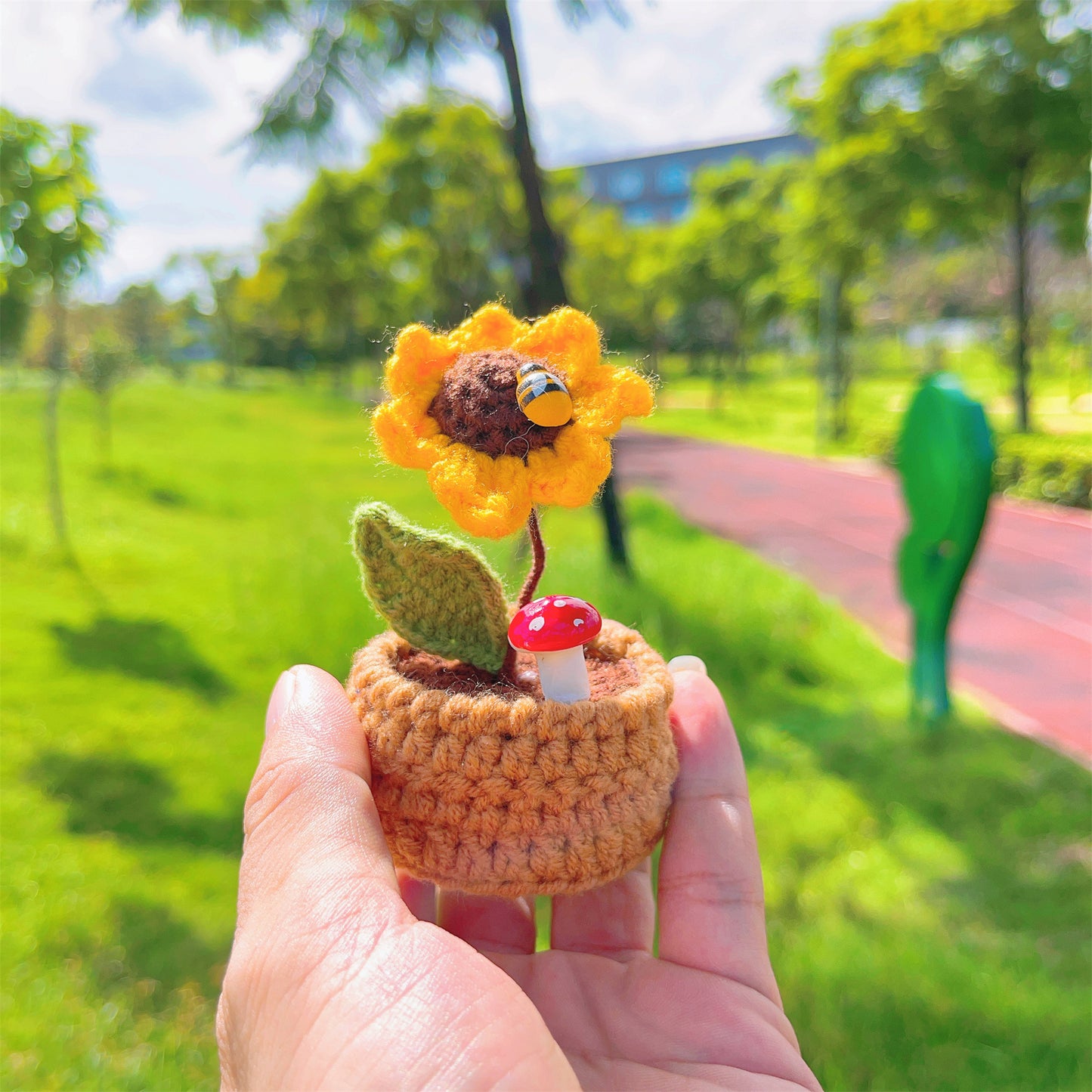 Figurinha Alegre de Batata Feita à Mão para Mesa com Cartão Personalizável, Plantinhas em Jardininha em Miniatura - Perfeita para Decoração de Casa, Presentes, Motivação e Ocasiões Especiais
