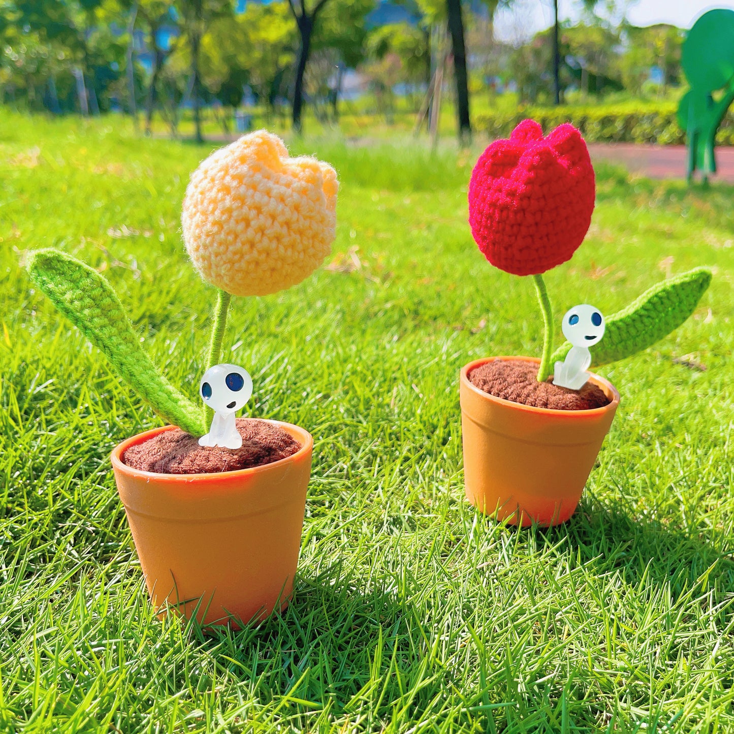 Pianta di tulipano a maglia fatta a mano - Finto fiore realistico - Decorazione unica per la casa - Regalo perfetto per gli amanti delle piante - Fatto a mano su misura